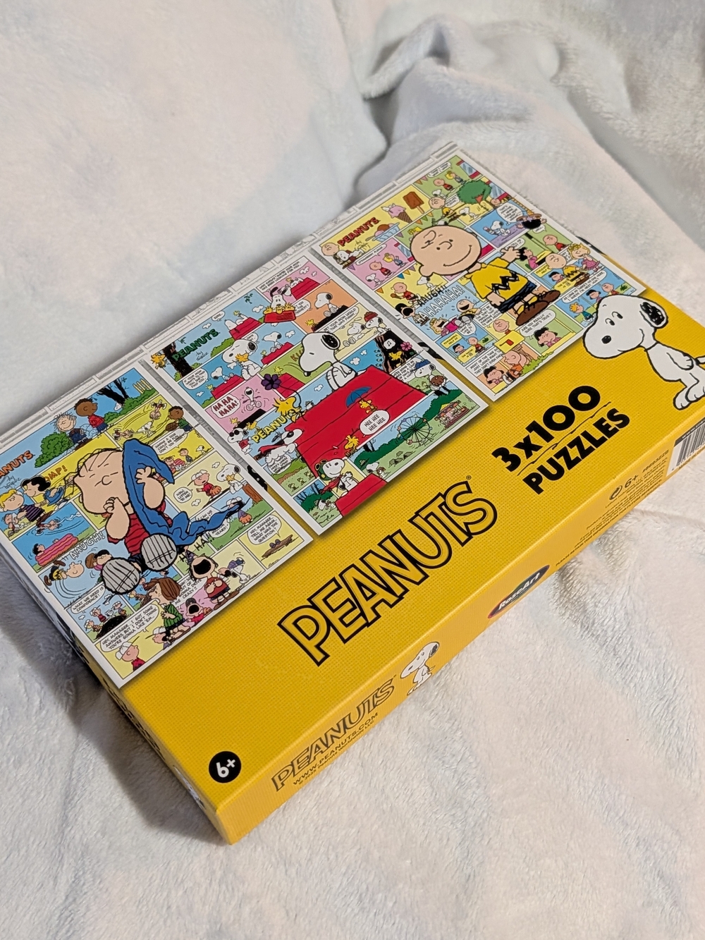 Peanuts Yellow 3 x 100 Piece Comic Puzzle Set